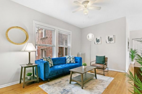 King Bed, Full Kitchen, Rogers Park 5mins Loyola
